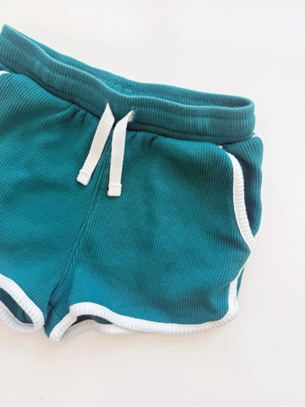 Tea Collection Ribbed Track Gym Shorts size 5 Teal